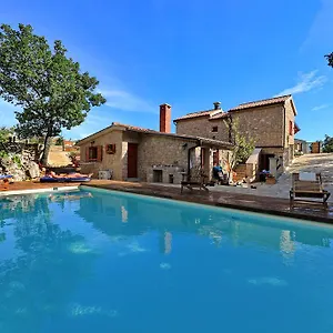  Apartment Stone House Magarac Kroatien