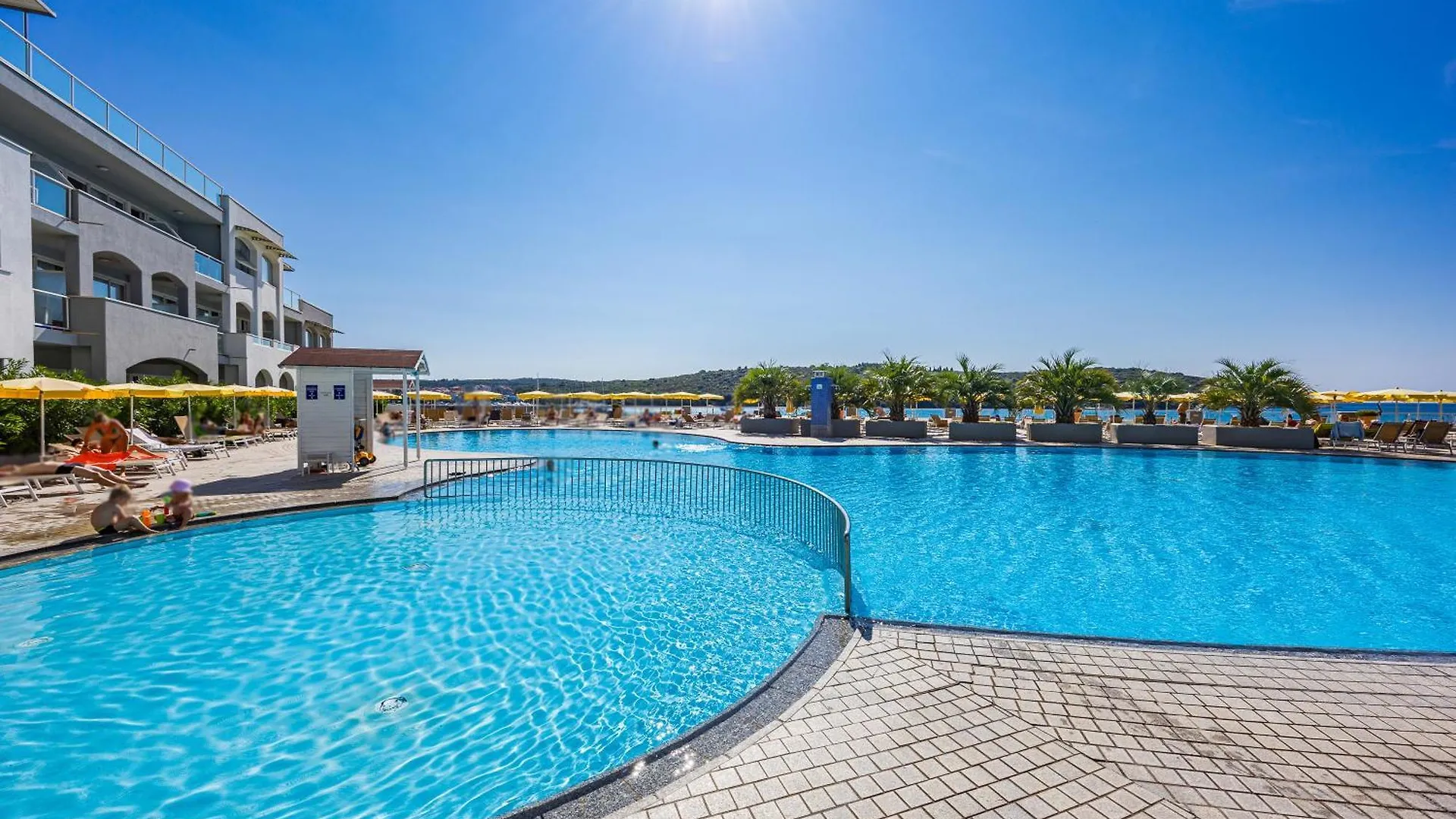 Апарт-отель Family Resort Del Mar Пула