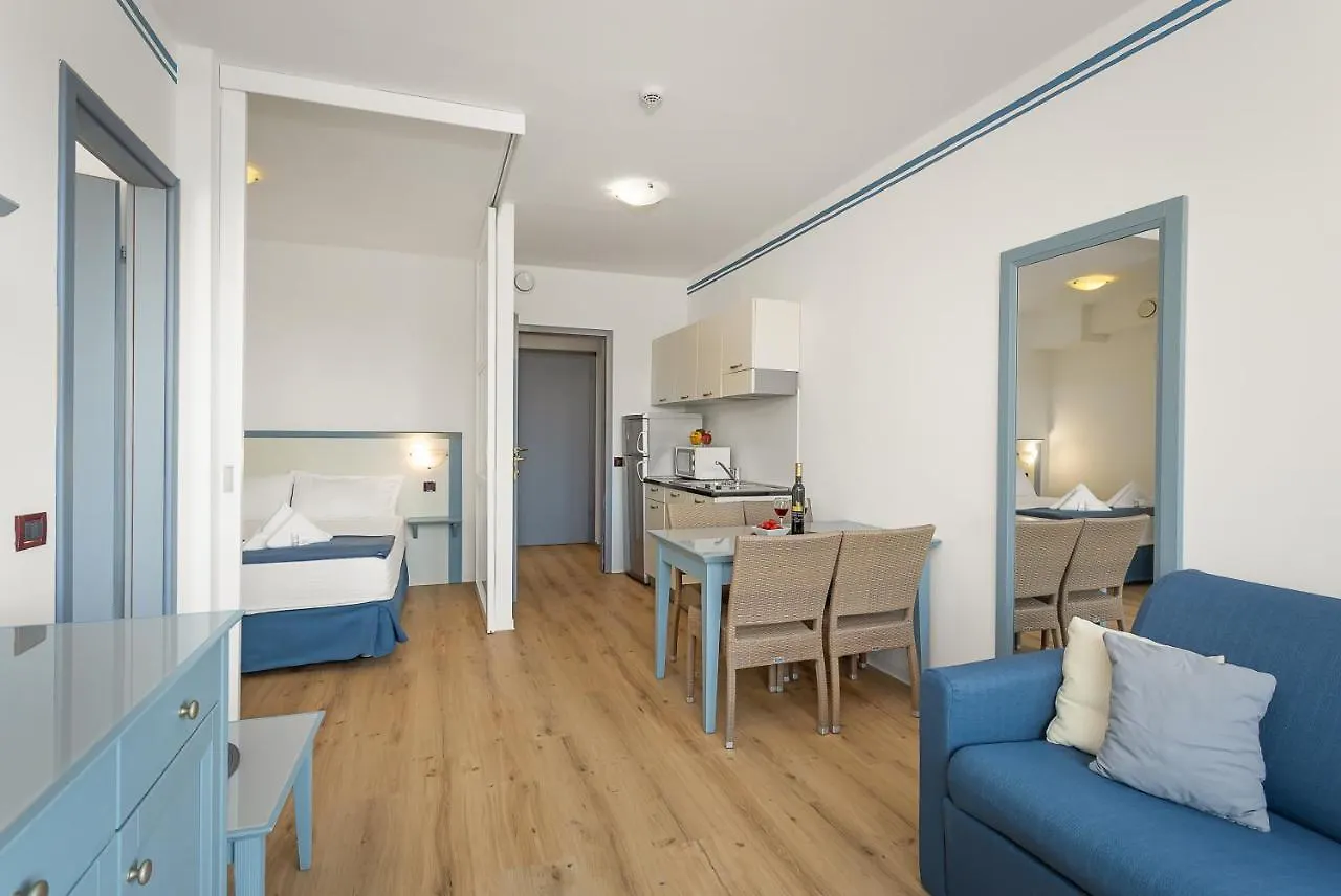 **** Aparthotel Family Resort Del Mar Banjole Croatia